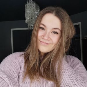 Meet your Posher, Pamela